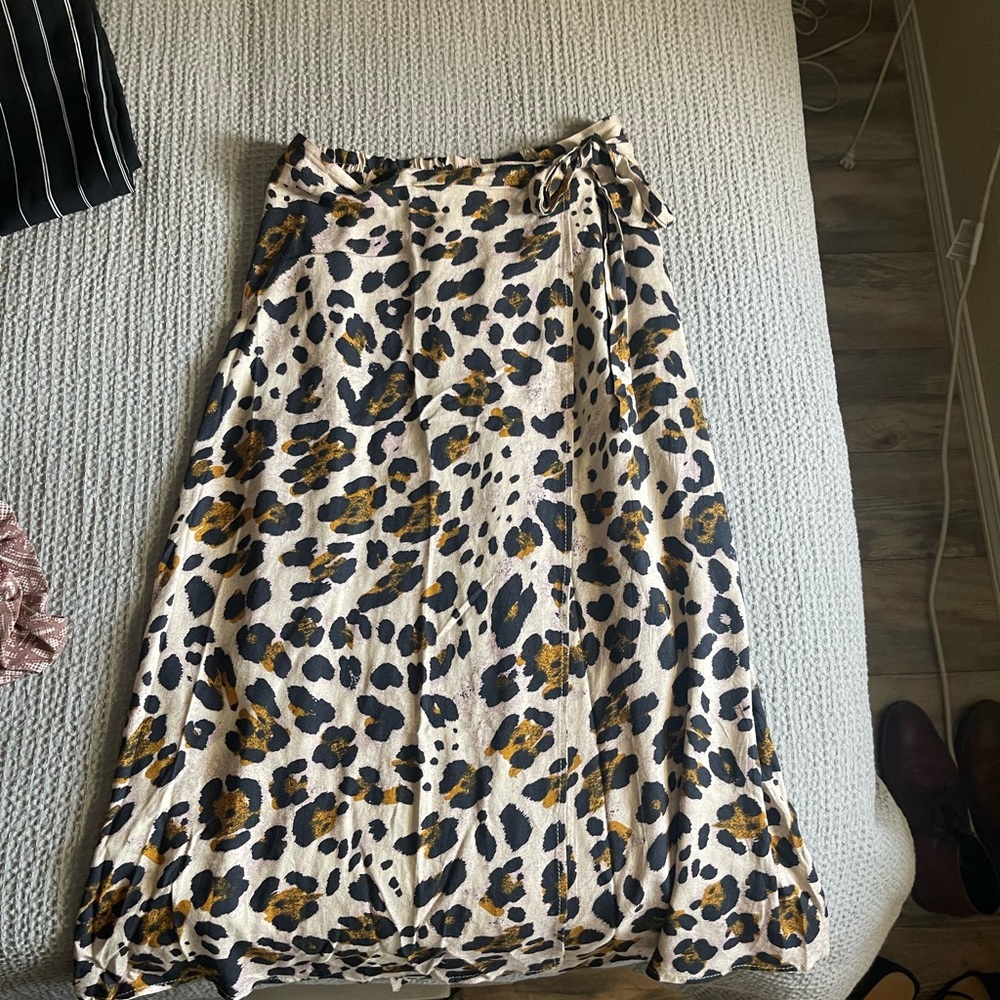Skirt with Slit